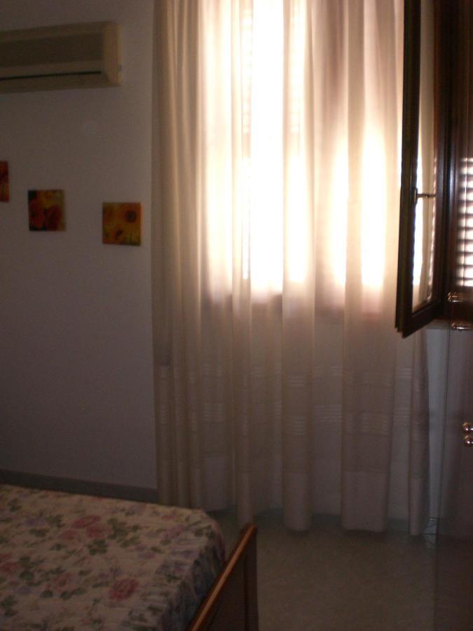 Casa Vacanza Spiaggia Praia Фавиняна Екстериор снимка