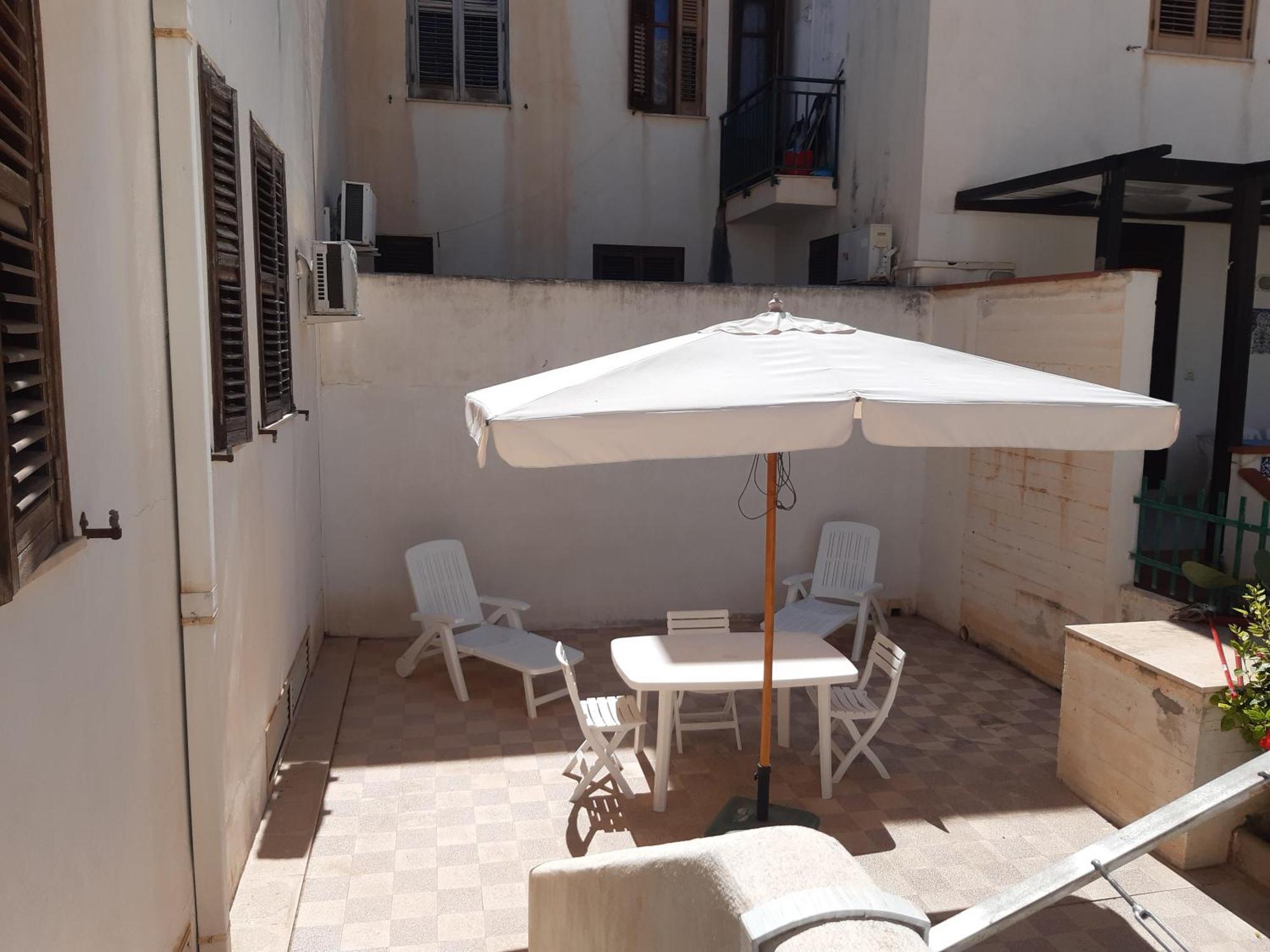 Casa Vacanza Spiaggia Praia Фавиняна Екстериор снимка